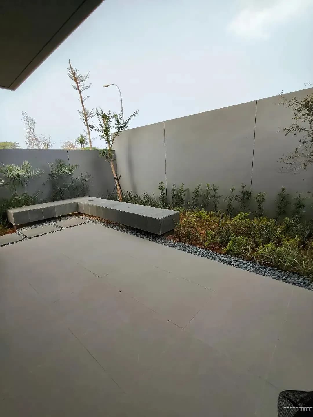 Cendana Oaze Livin Cikarang - PRIVATE SUITES BY THE LAKE - Thumbnail 5