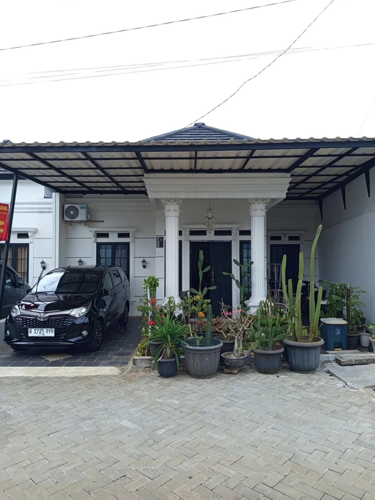 Rumah Hook Baru Gaya Eropa Klasik 4 Kamar di Gunung Sindur Bogor