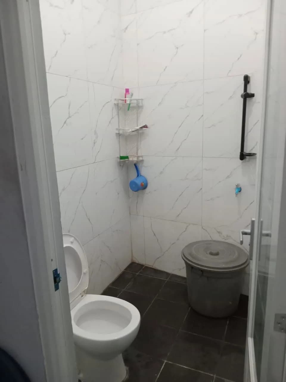 Rumah Hook Baru Gaya Eropa Klasik 4 Kamar di Gunung Sindur Bogor - Gambar 4