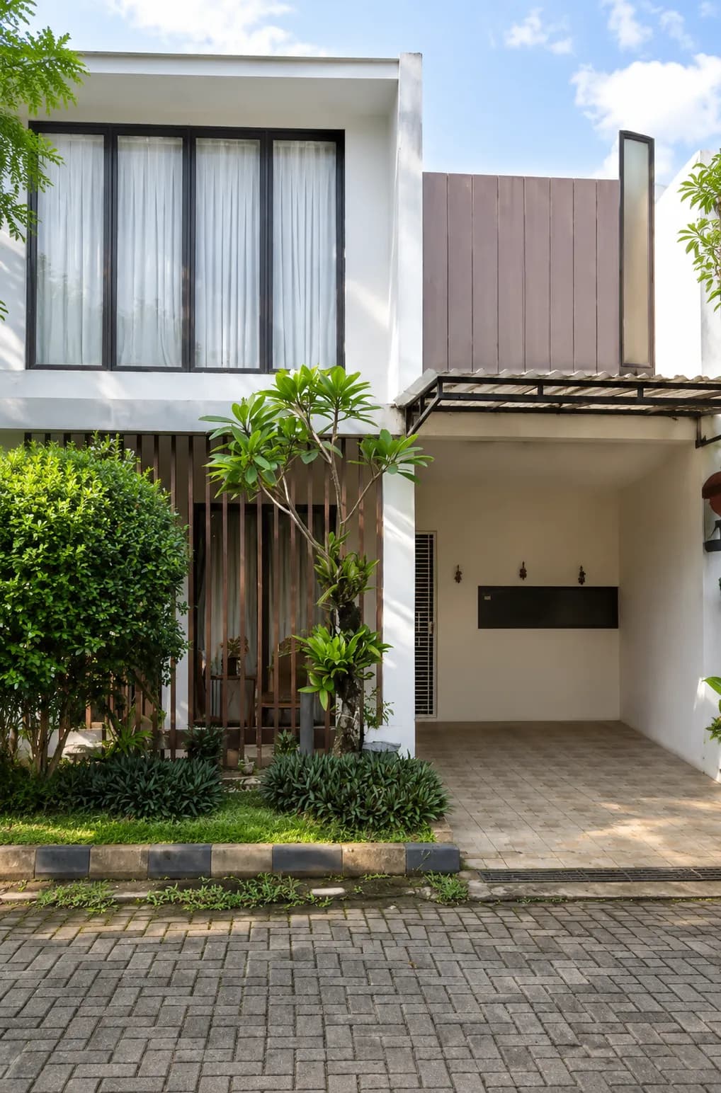 Rumah Cluster 4 Kamar SHM di Cipedak Jagakarsa Jakarta Selatan - Gambar 3