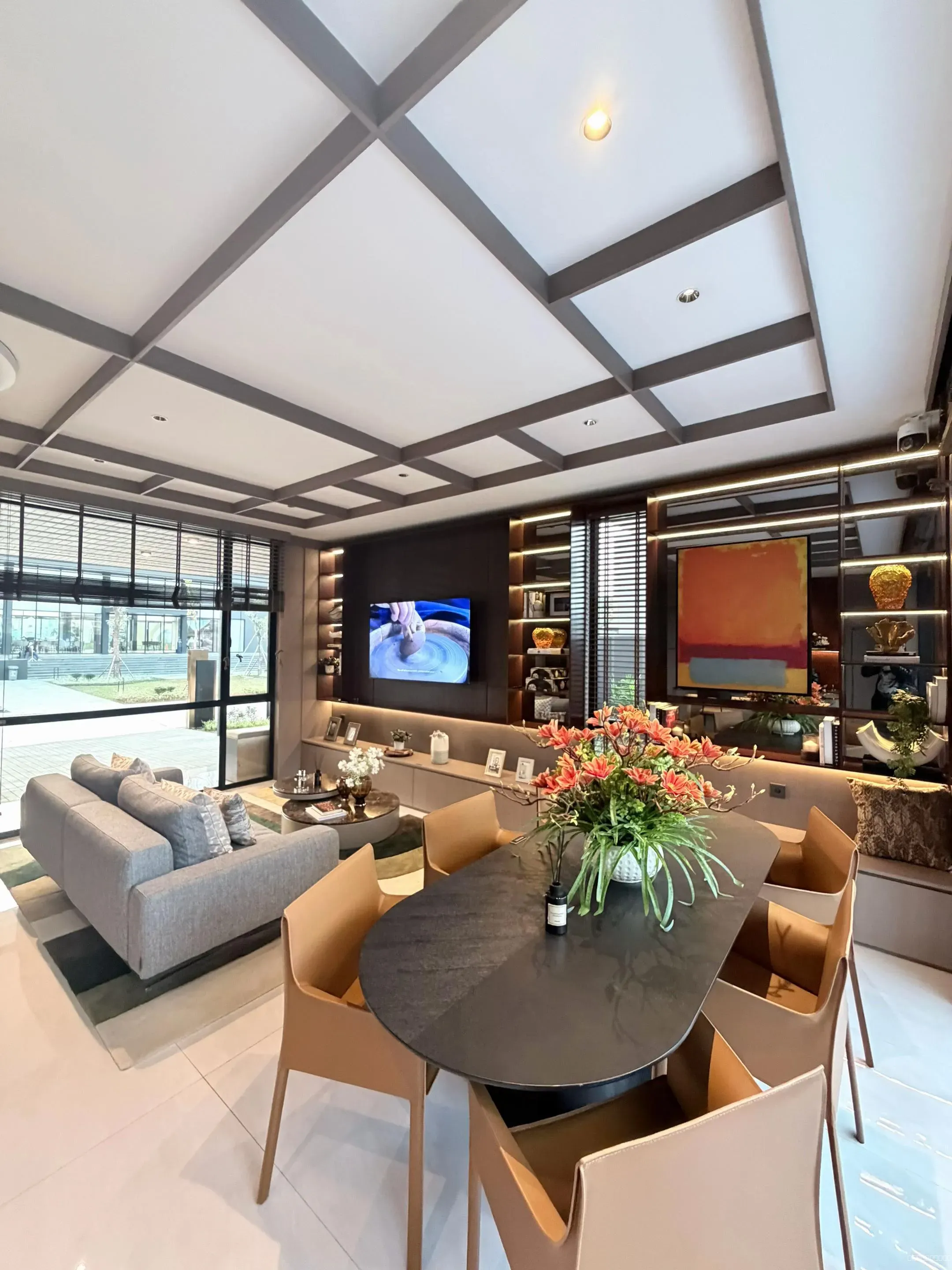 RUMAH SULTAN - BENTLEY OAZE – Lakeside Homes Lippo CIkarang - Gambar 2
