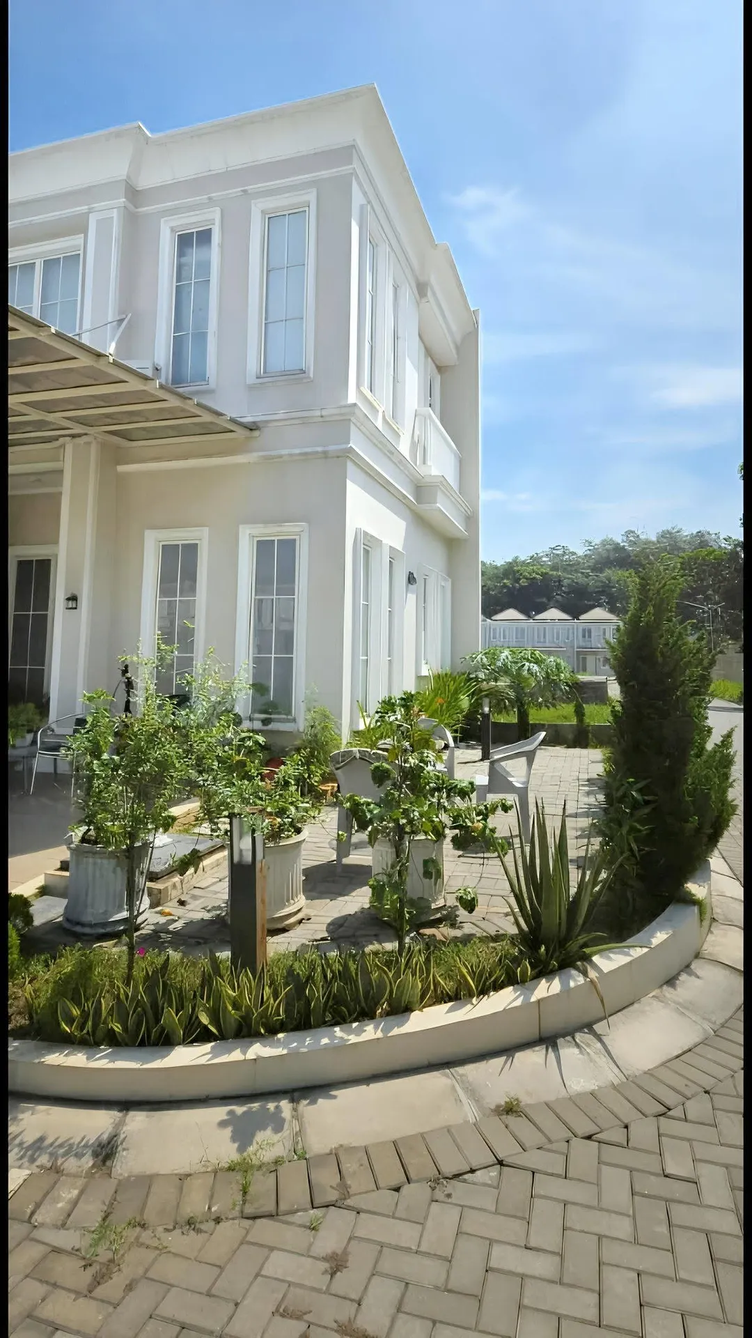 Rumah Hook Full Furnished Millennium City Parung Panjang - Gambar 2