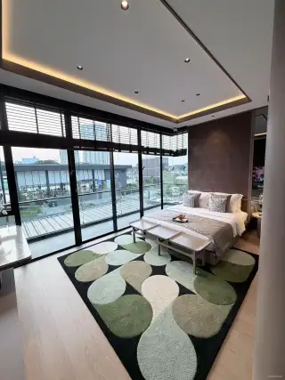 RUMAH SULTAN - BENTLEY OAZE – Lakeside Homes Lippo CIkarang - Thumbnail 5