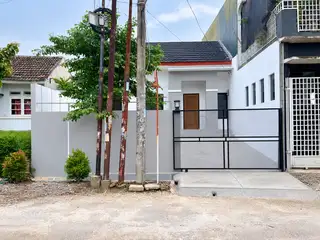Disewakan Rumah di Gunung Sindur Bogor, 2 Kamar Tidur dan 2 Kamar Mandi - Thumbnail 1